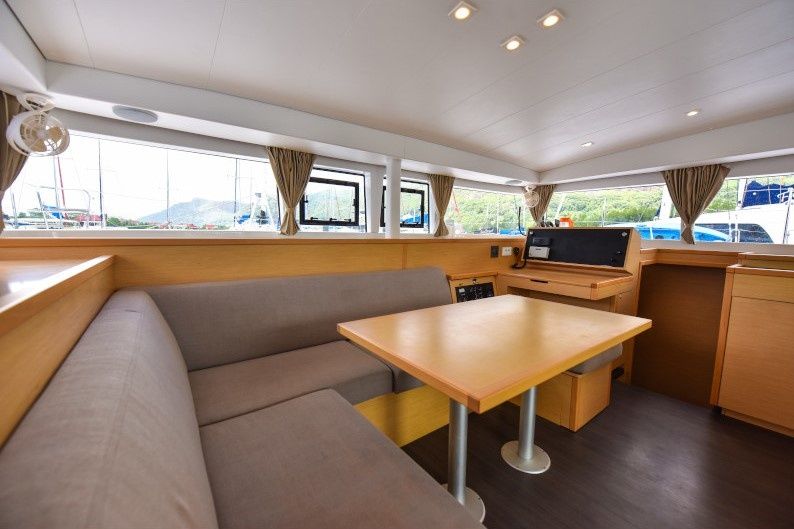 Lagoon 400 S2 | Emilio