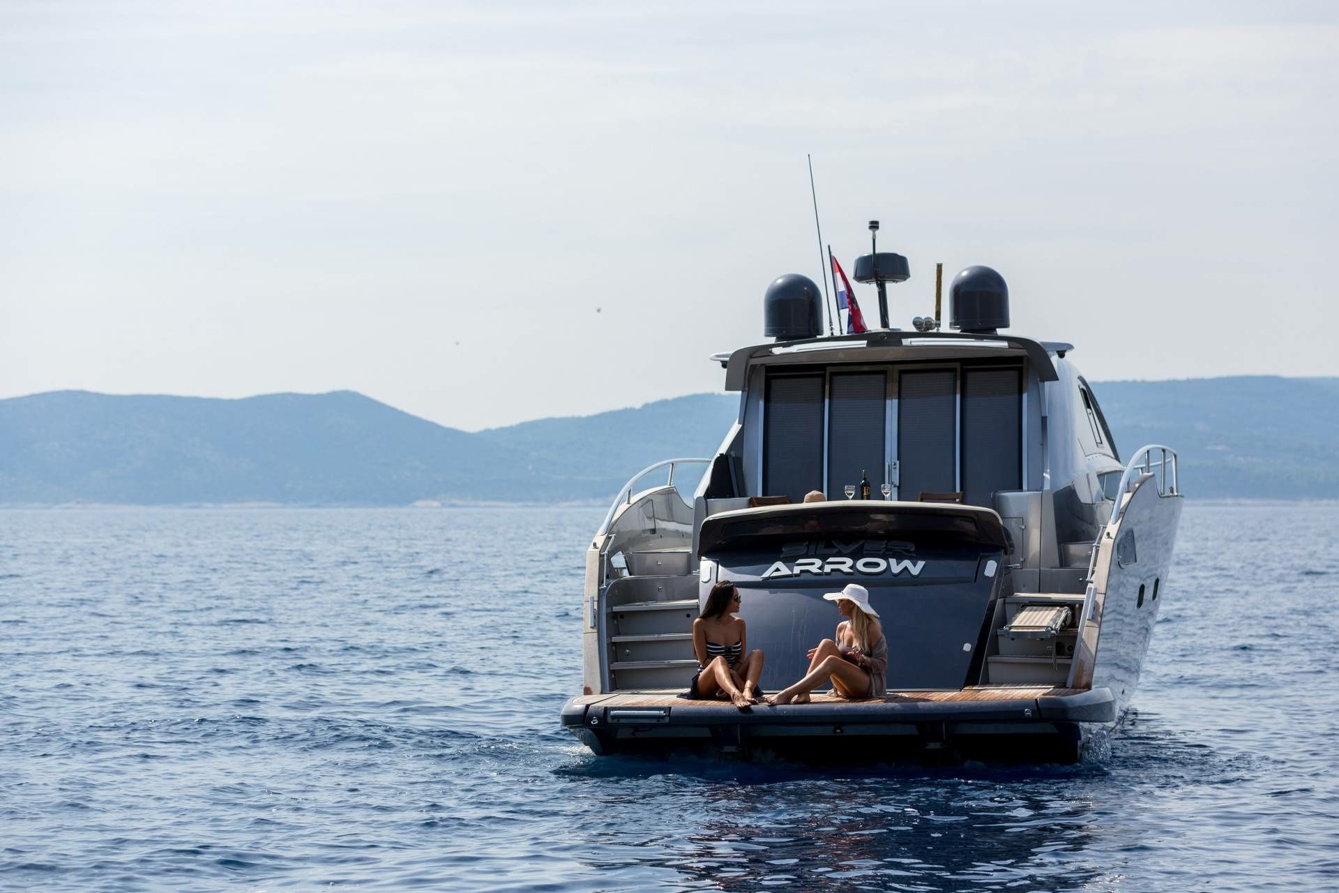 Pearlsea 56 | Silver Arrow