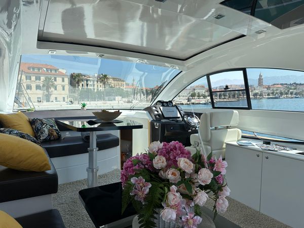 Pearlsea 56 | Silver Arrow