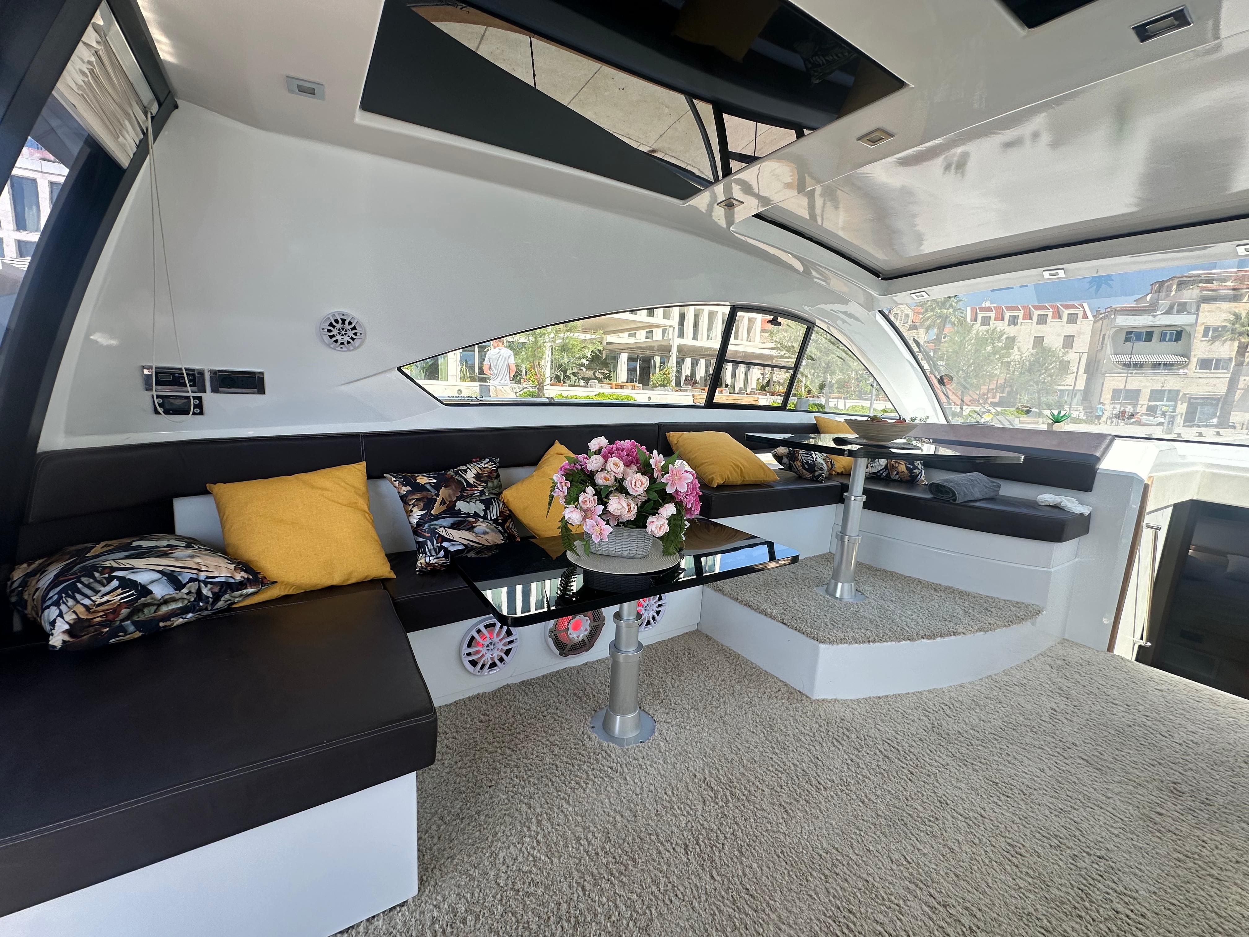 Pearlsea 56 | Silver Arrow