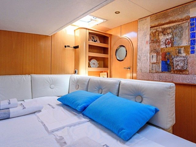 Privilege 615 | Maitia