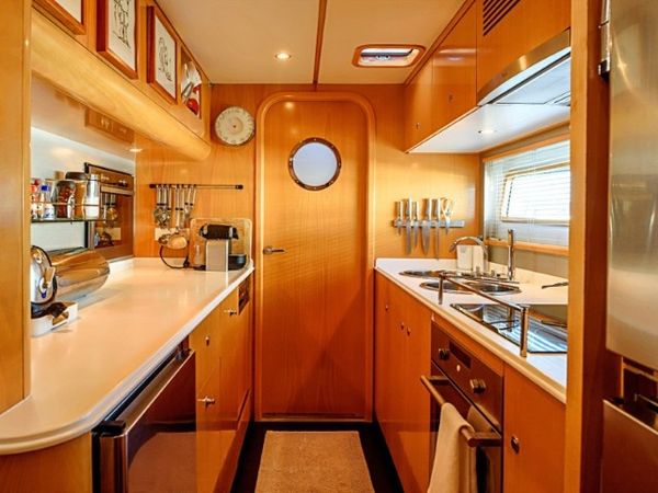 Privilege 615 | Maitia