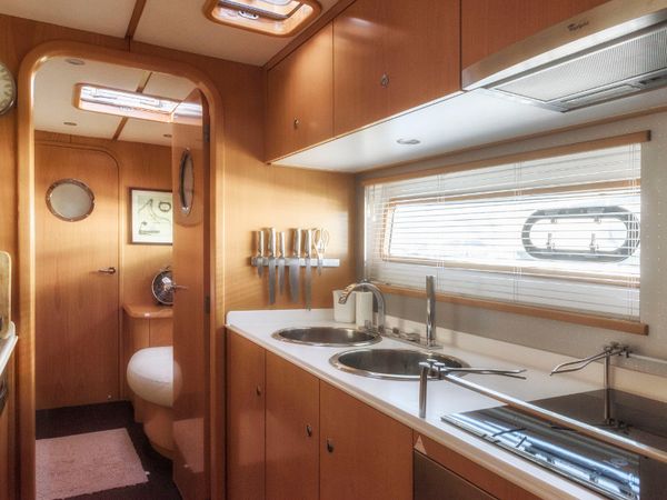 Privilege 615 | Maitia