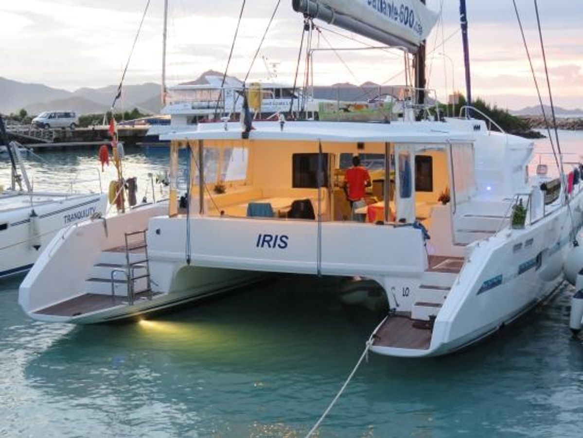 catamaran for rent seychelles