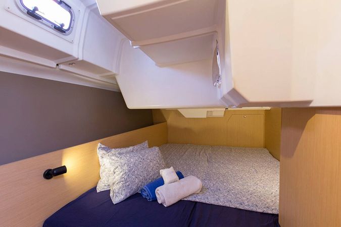 Beneteau Oceanis 38.1 | Tricicle