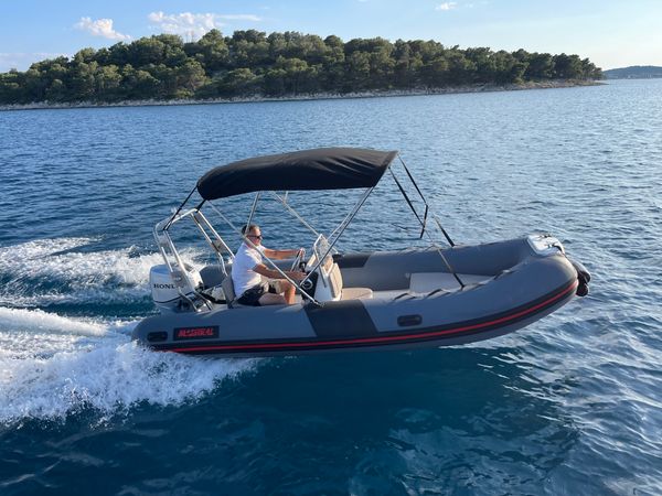 Maestral 80 | Maestral