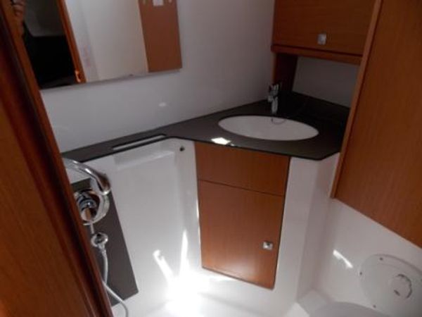 Bavaria Cruiser 46 | Lina