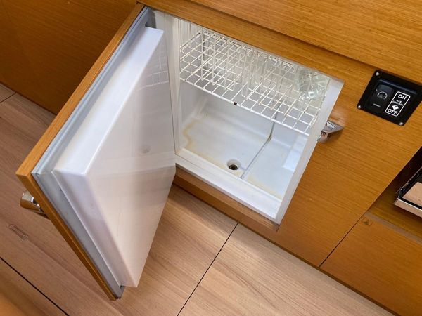 Jeanneau Sun Odyssey 519 | Skopelos