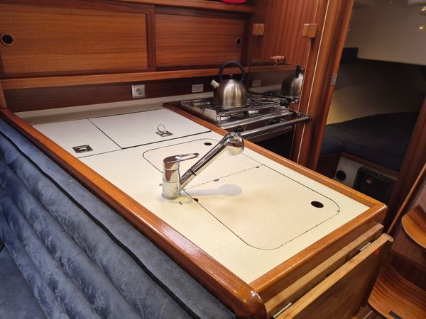 Delphia 37 | Arctic Vision