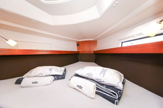 Bavaria Cruiser 37 | Malo Angeline