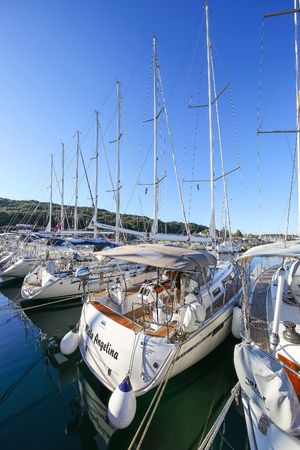 Bavaria Cruiser 37 | Malo Angeline