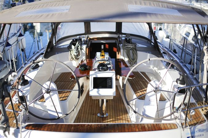 Bavaria Cruiser 37 | Malo Angeline