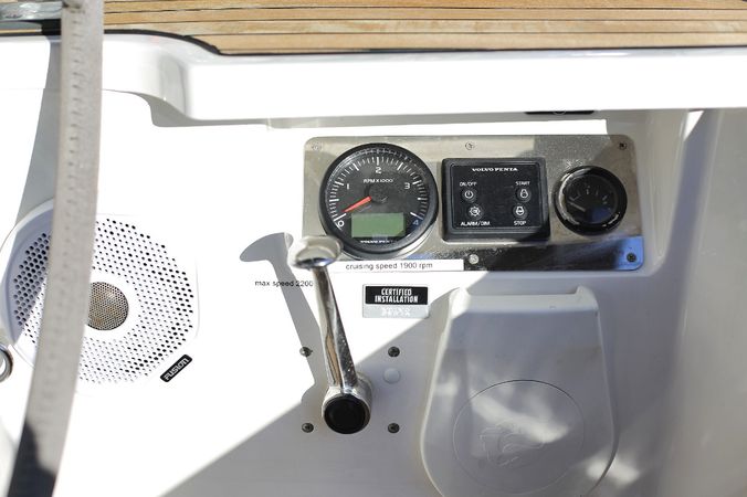 Bavaria Cruiser 37 | Malo Angeline