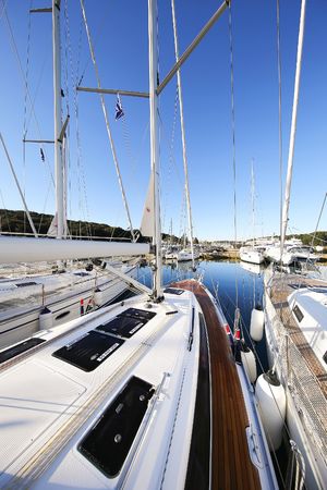 Bavaria Cruiser 37 | Malo Angeline