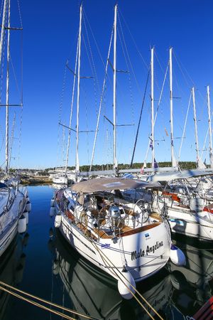 Bavaria Cruiser 37 | Malo Angeline