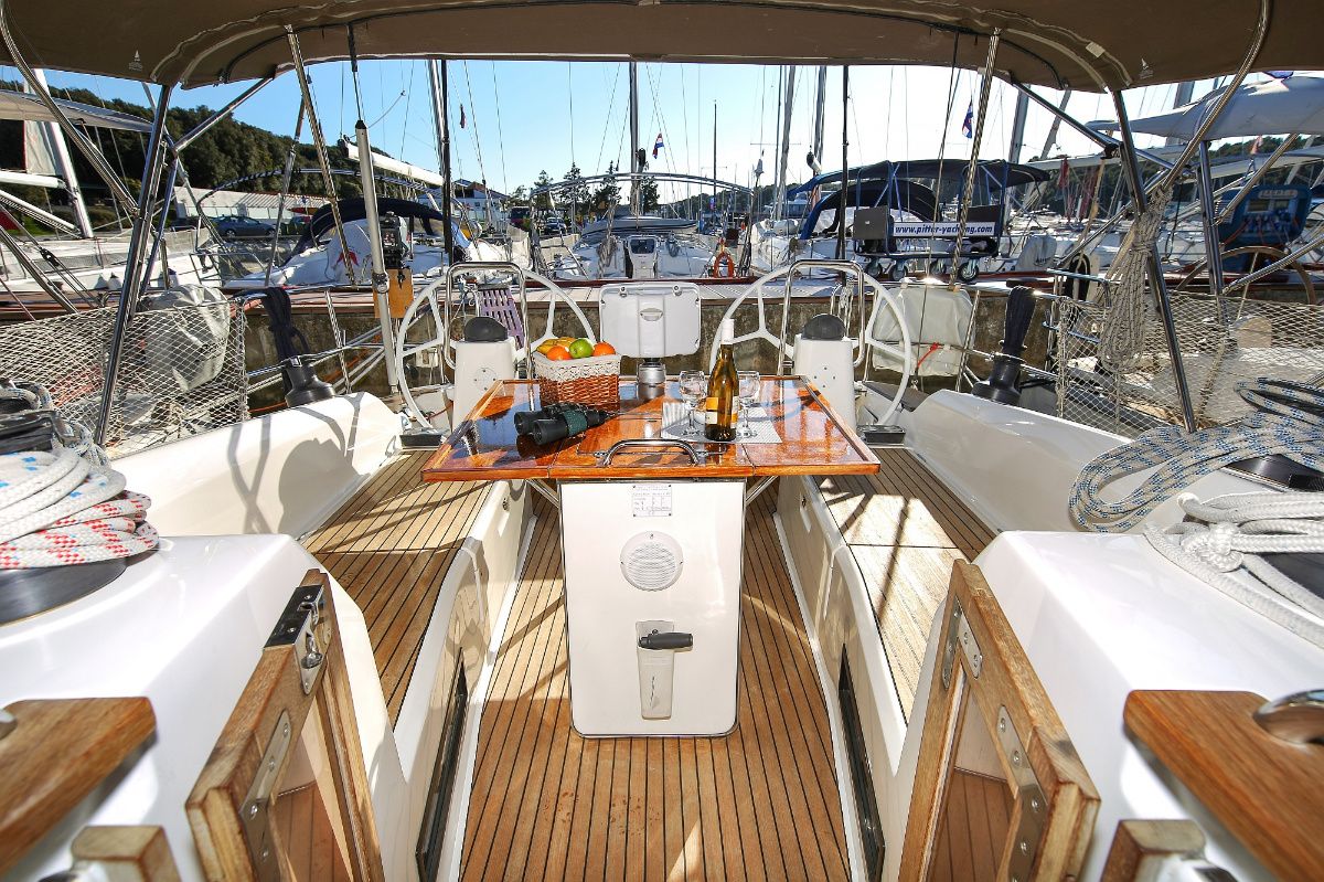 Bavaria Cruiser 40 | Ornela