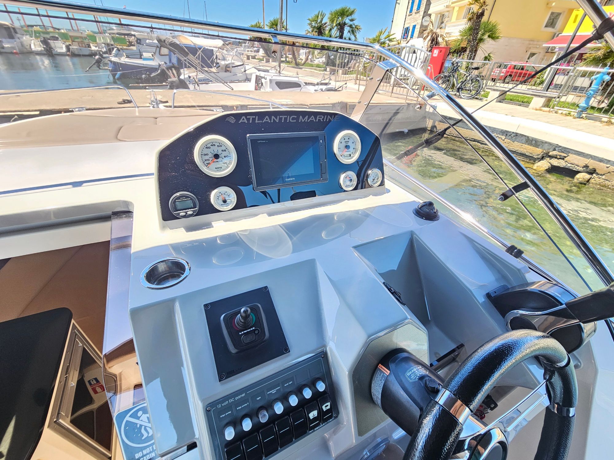 Atlantic Marine 730 | Sun Cruiser
