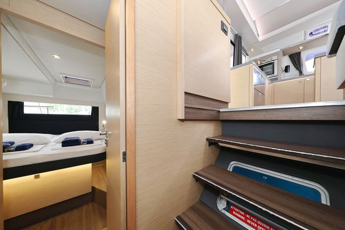 Fountaine Pajot Saona 47 | Martin 5