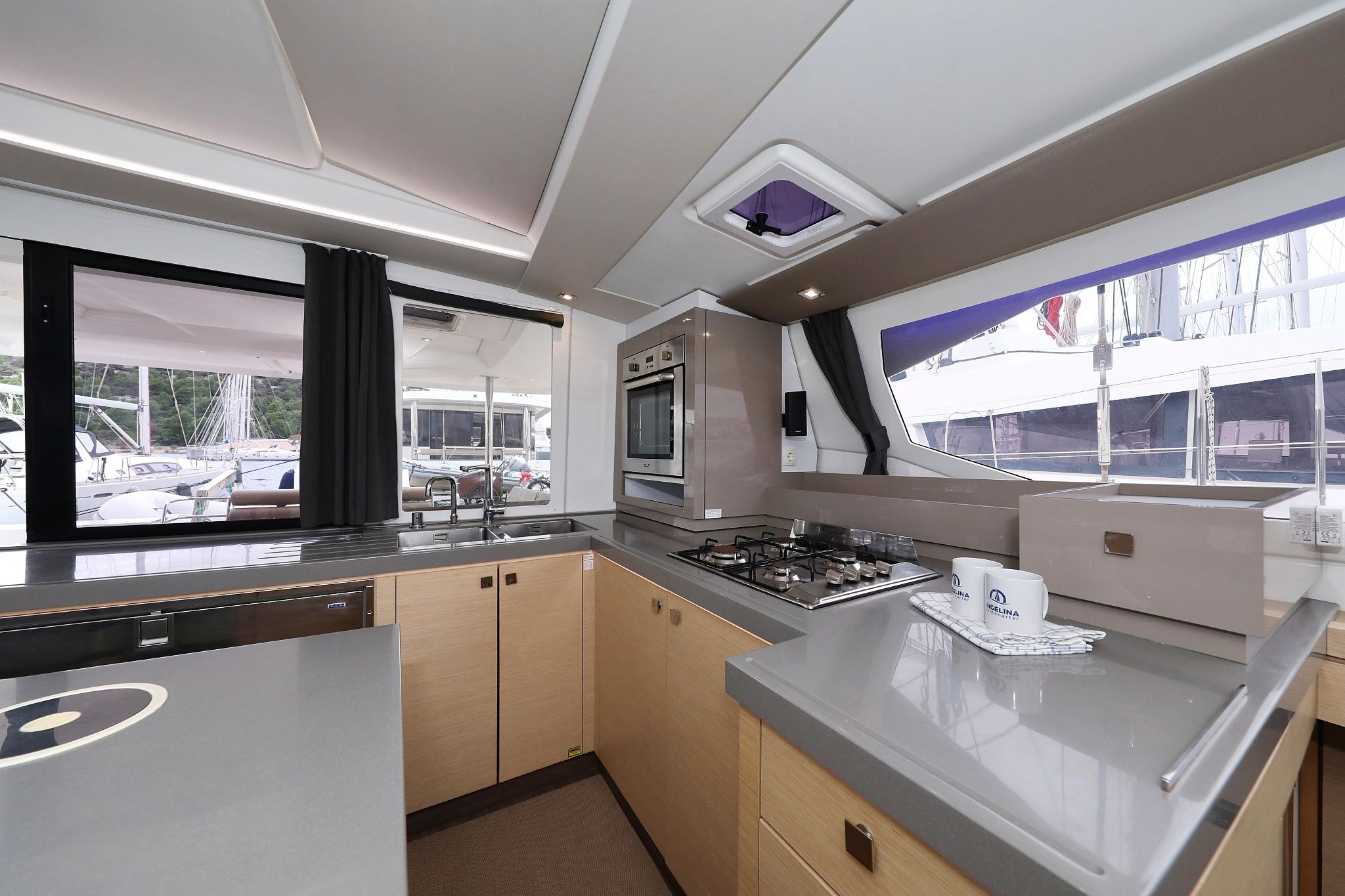 Fountaine Pajot Saona 47 | Martin 5