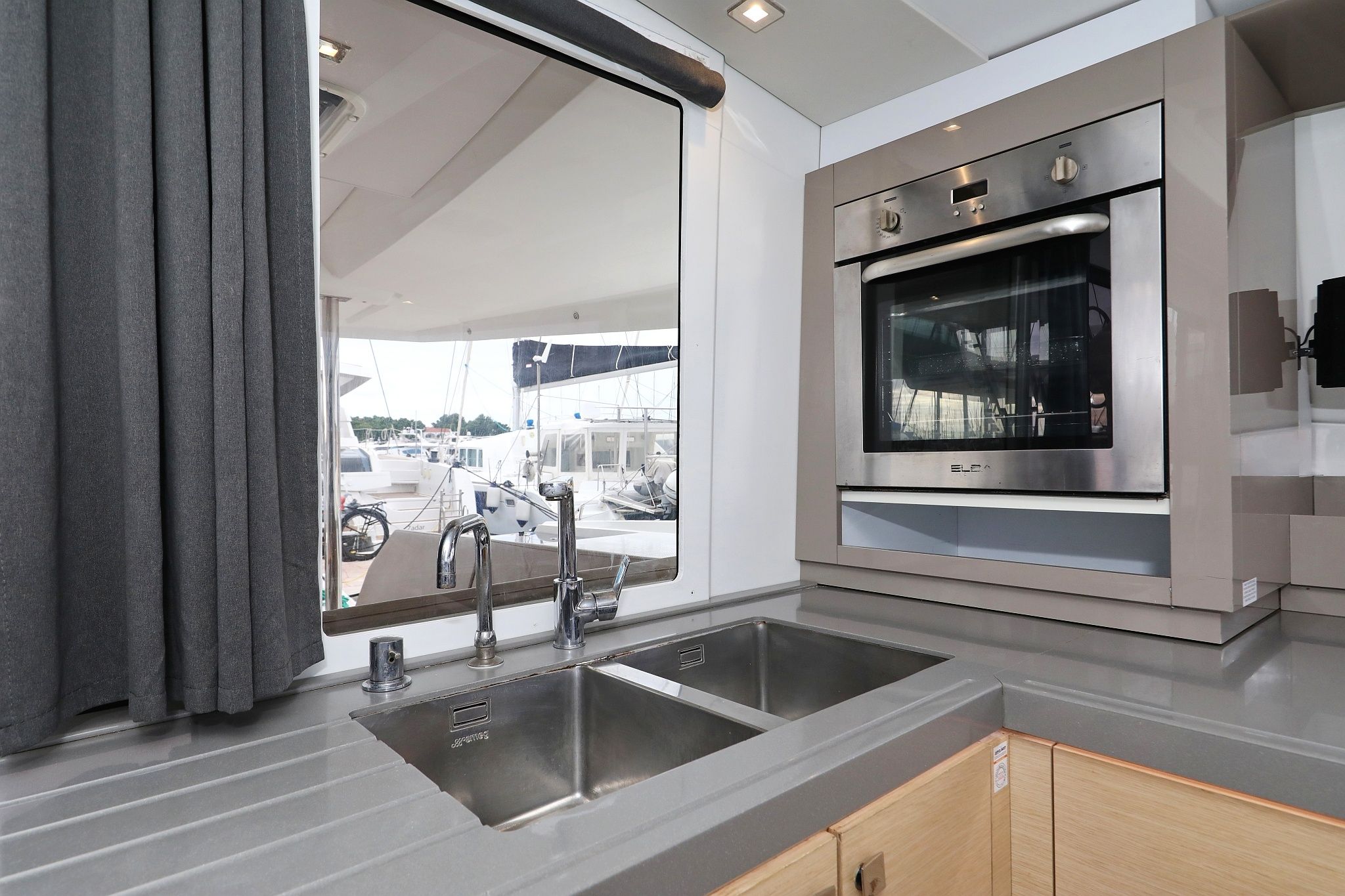 Fountaine Pajot Saona 47 | Martin 5