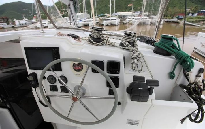 Fountaine Pajot Lucia 40 | La Merkat