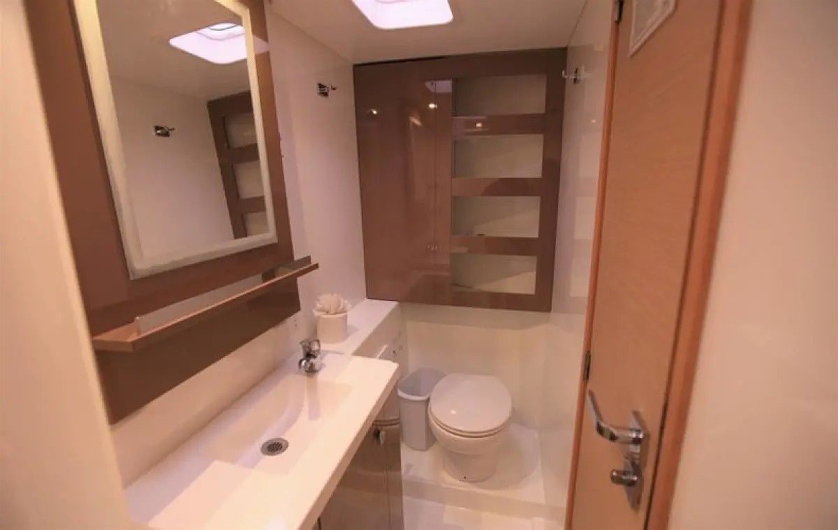 Fountaine Pajot Lucia 40 | La Merkat