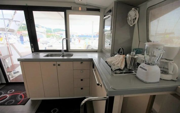 Fountaine Pajot Lucia 40 | La Merkat