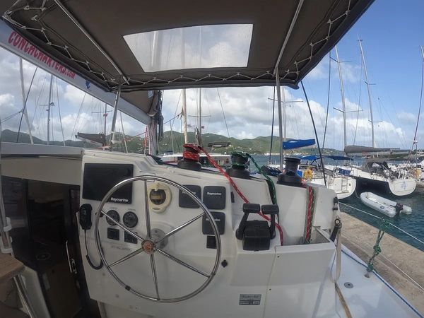 Fountaine Pajot Lucia 40 | La Merkat