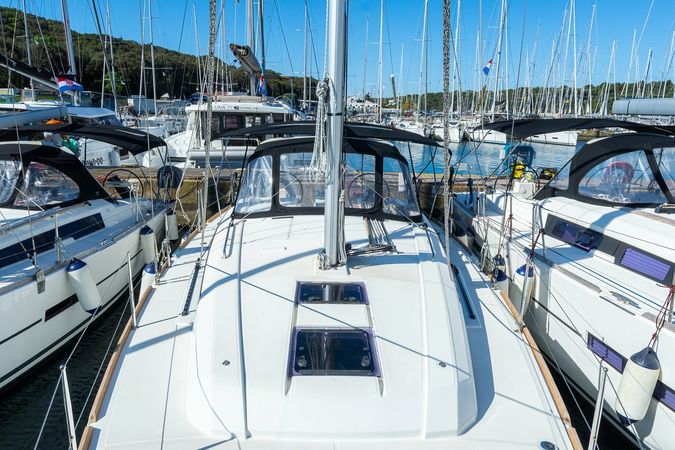 Beneteau Oceanis 38 | Hydra