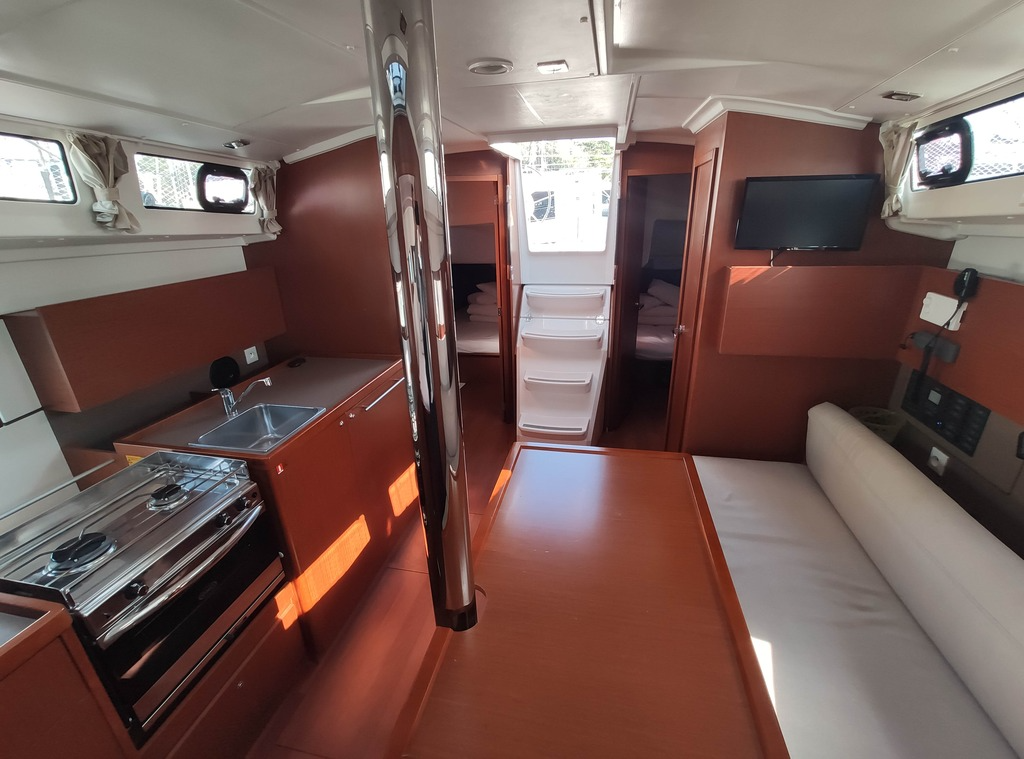 Beneteau Oceanis 38.1 | Citrea