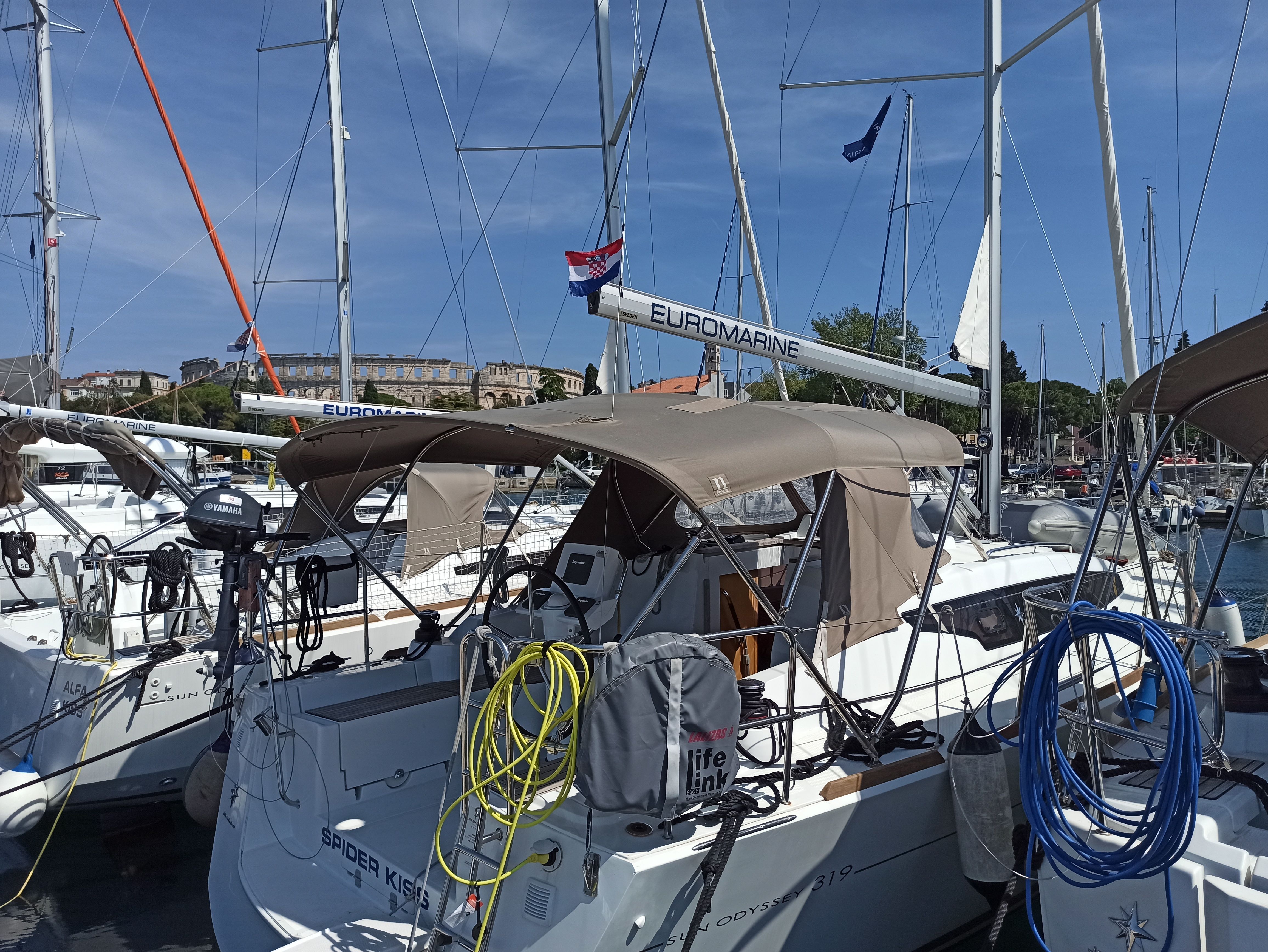 Jeanneau Sun Odyssey 319 | Spider Kiss