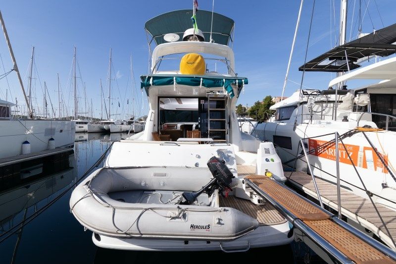 Beneteau Antares 36 | Capricorn