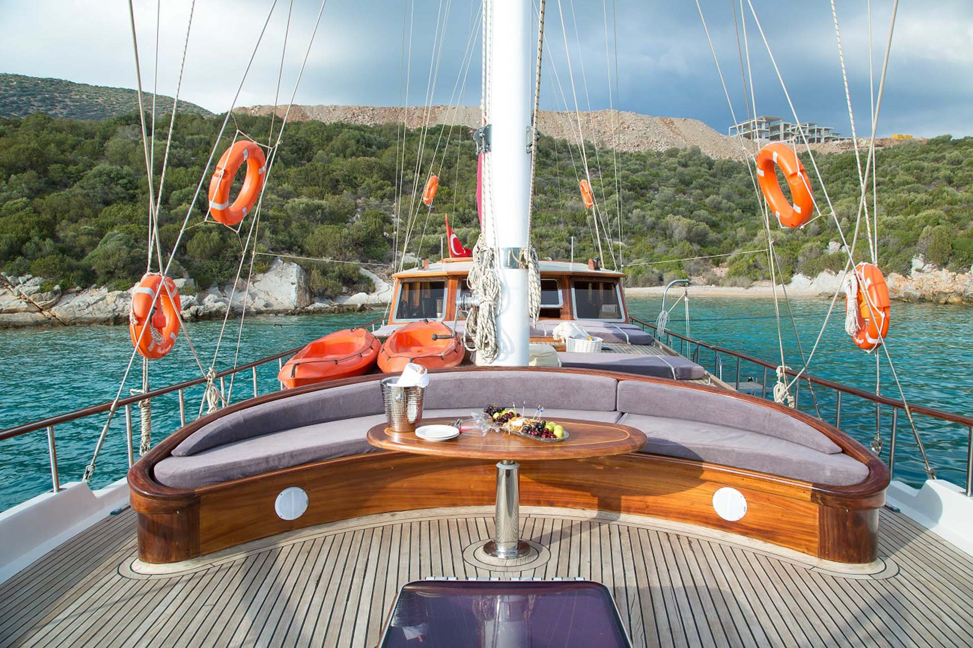 Ark Yachts 14 | Primadonna