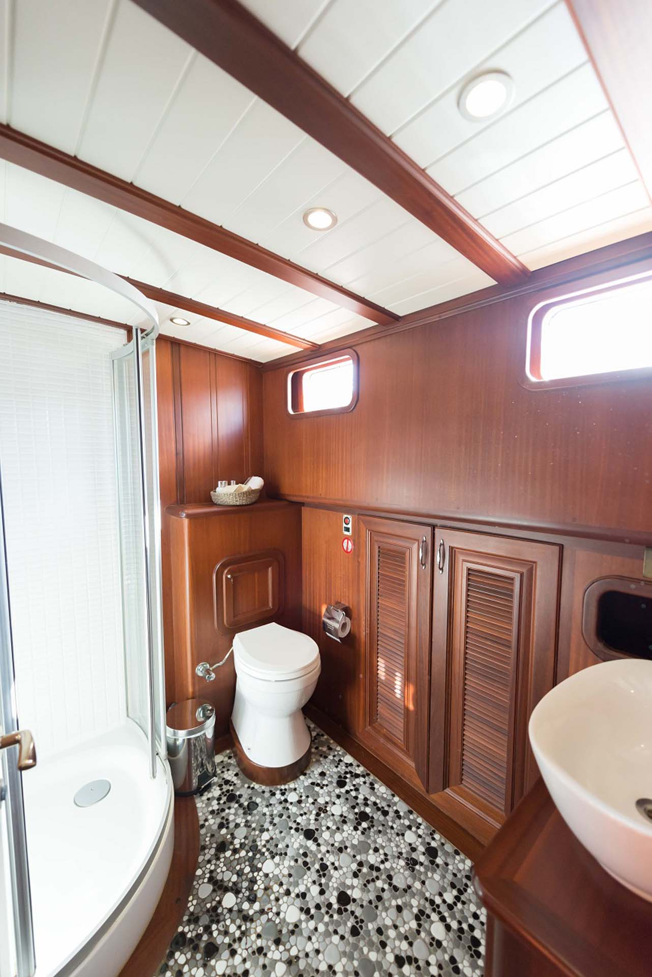 Ark Yachts 14 | Primadonna