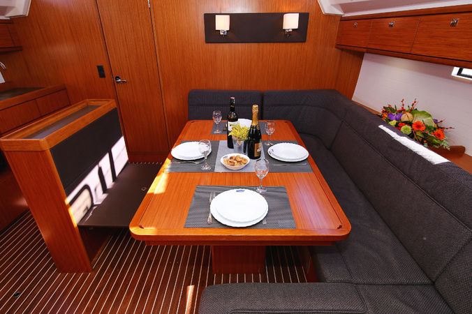Bavaria Cruiser 46 | Viribus Unitis