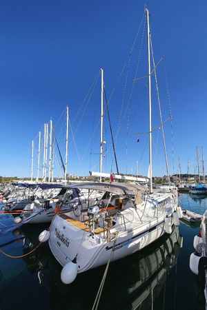 Bavaria Cruiser 46 | Viribus Unitis