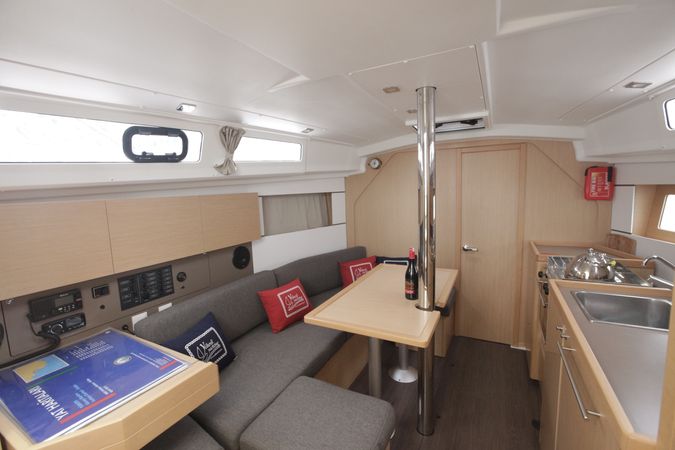 Beneteau Oceanis 35 | Minta