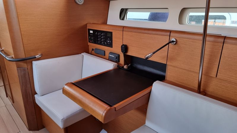 Jeanneau Sun Odyssey 449 | Blue Moon