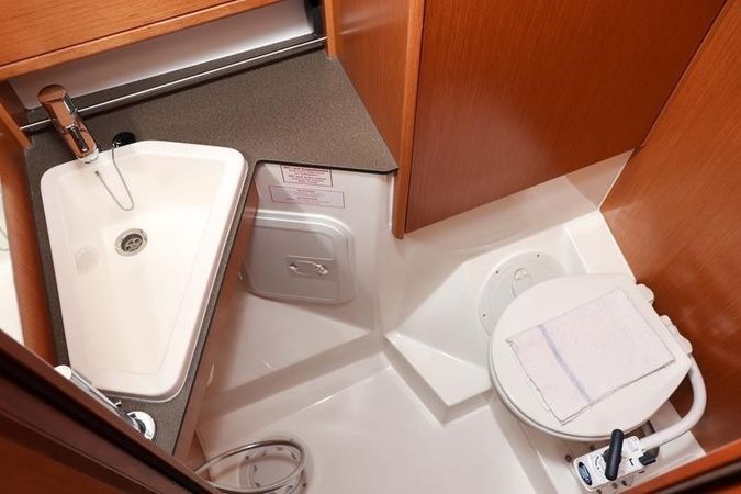 Bavaria Cruiser 34 | Aria