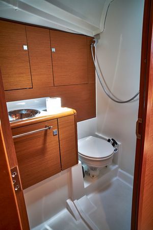 Jeanneau Sun Odyssey 449 | Nina