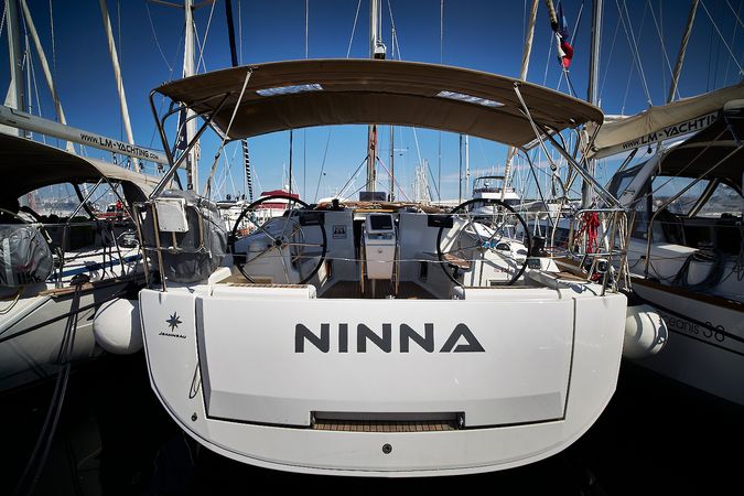 Jeanneau Sun Odyssey 449 | Nina