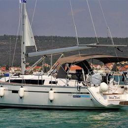 Bavaria Cruiser 37 | White Pearl