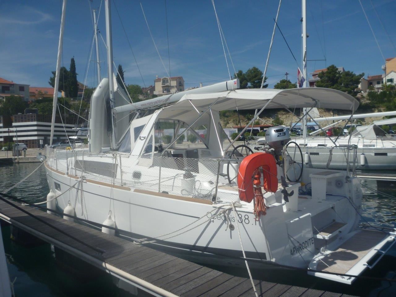 Beneteau Oceanis 38 | Aphrodite