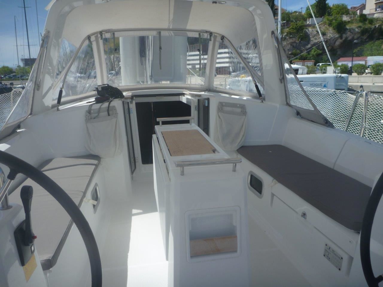 Beneteau Oceanis 38 | Aphrodite
