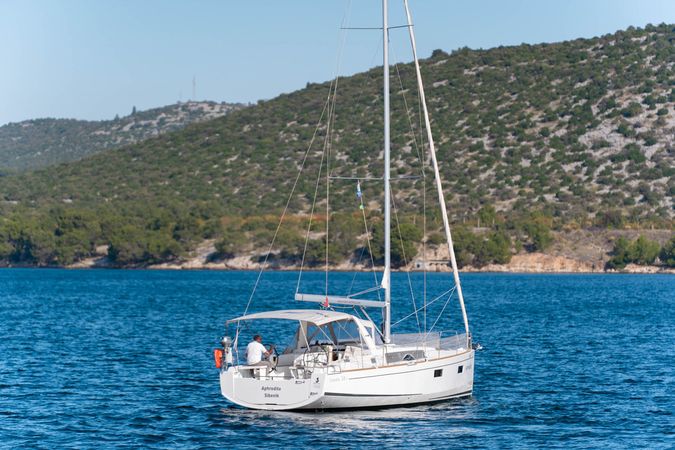 Beneteau Oceanis 38 | Aphrodite