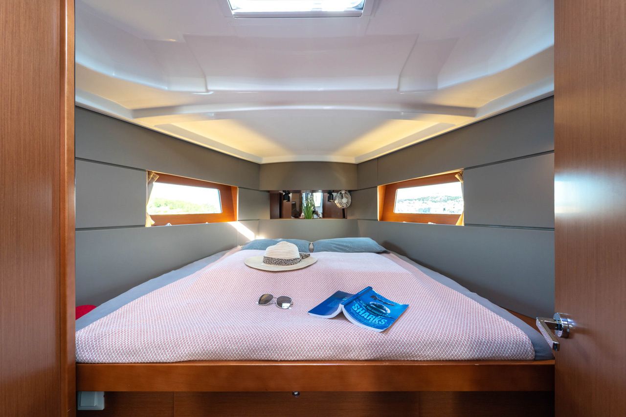Beneteau Oceanis 38 | Aphrodite