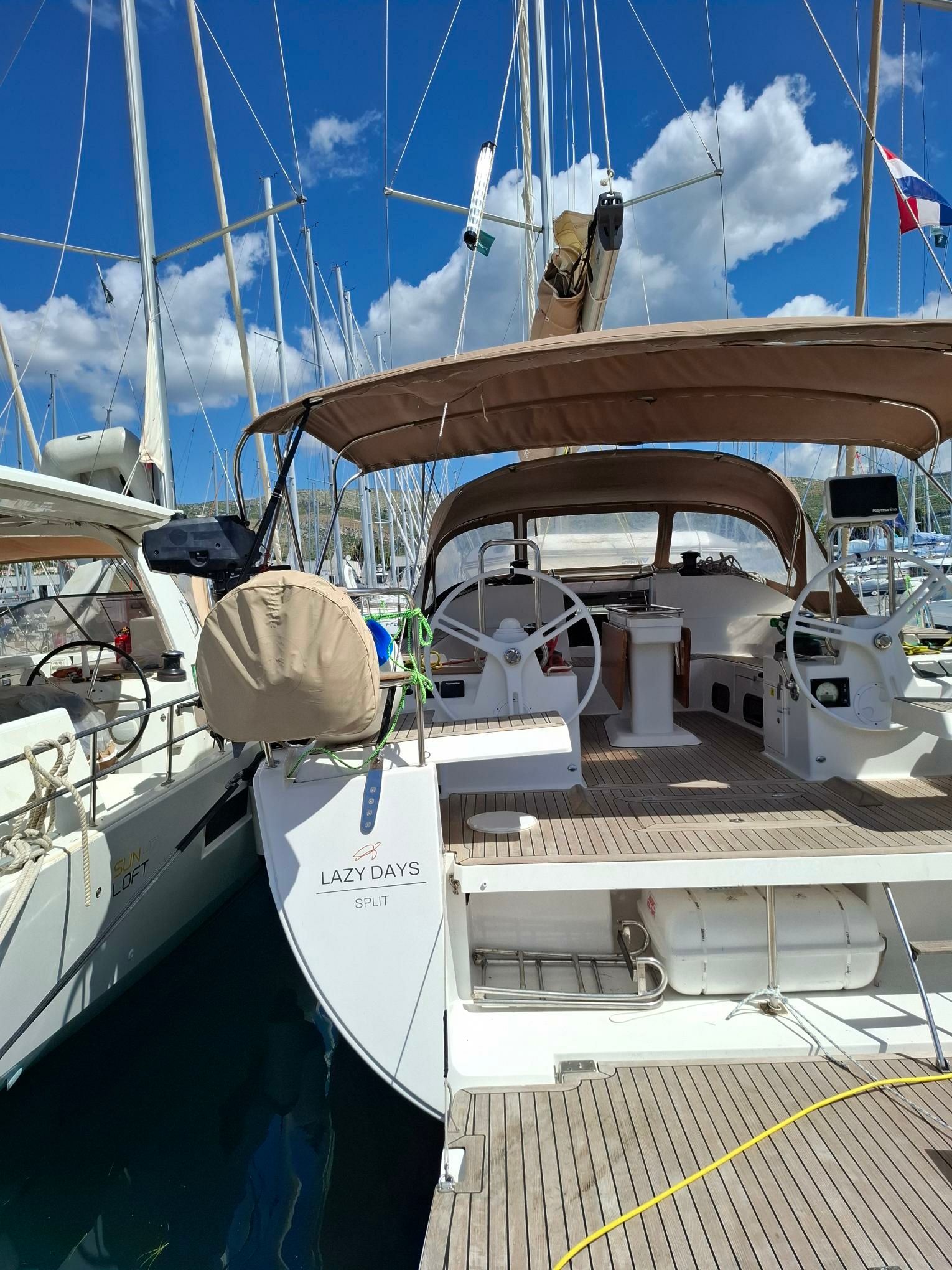 Elan 50 Impression | Lazy Days