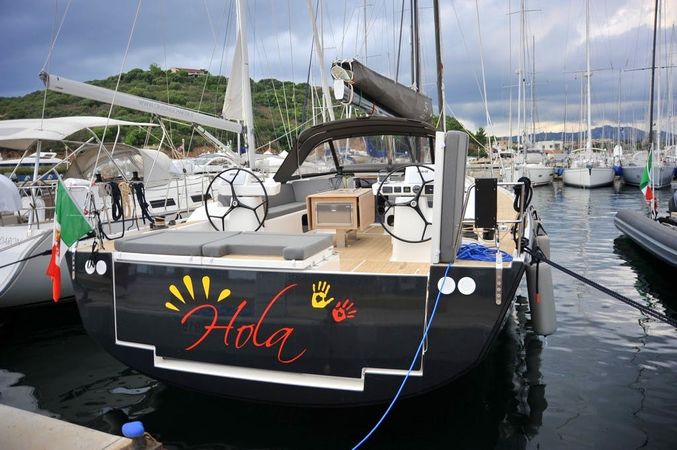 Dufour 56 | Hola