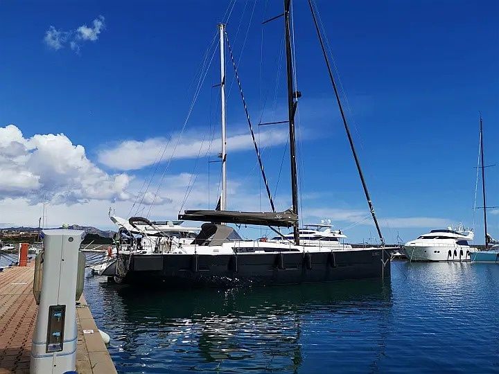 Dufour 56 | Hola