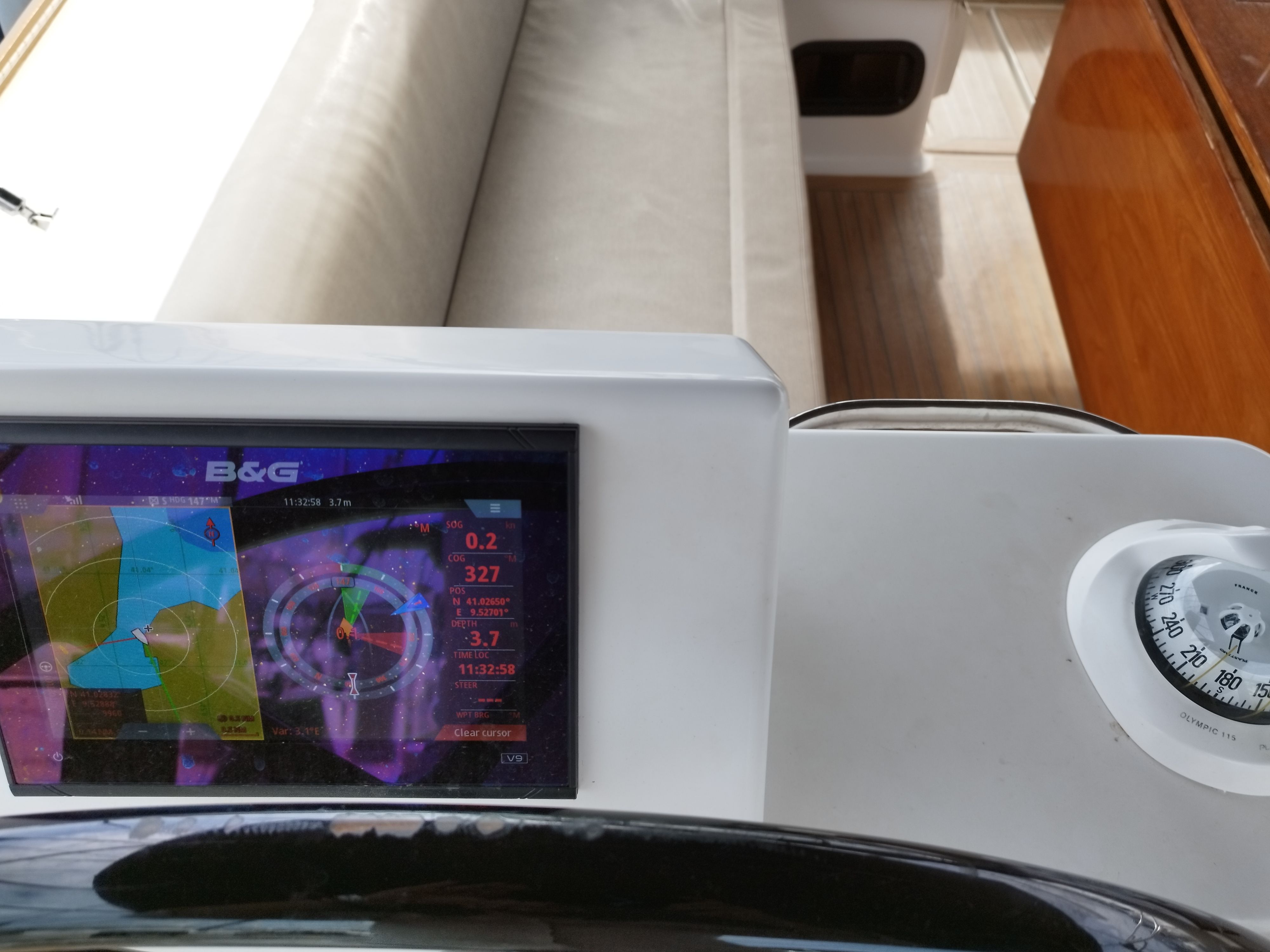 Dufour 520 GL | Greenleaf